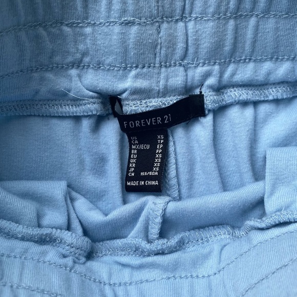 🦋Forever 21🦋 Flare Drawstring Pants - Picture 4 of 8